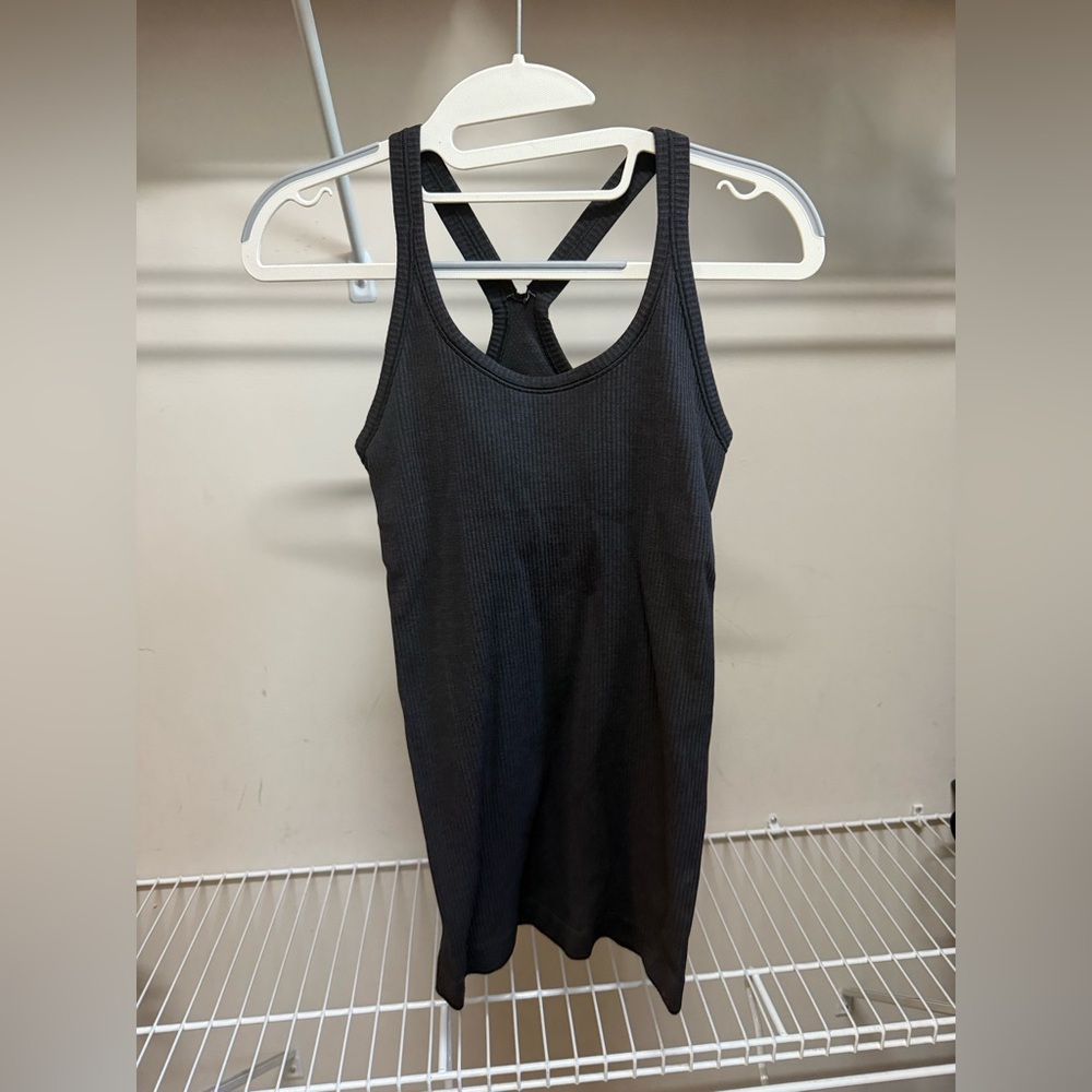 Lululemon Ebb to the Street Tank